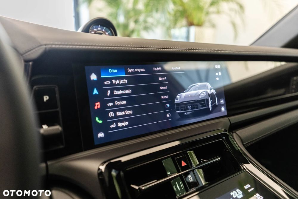 Porsche Panamera 4 - 18