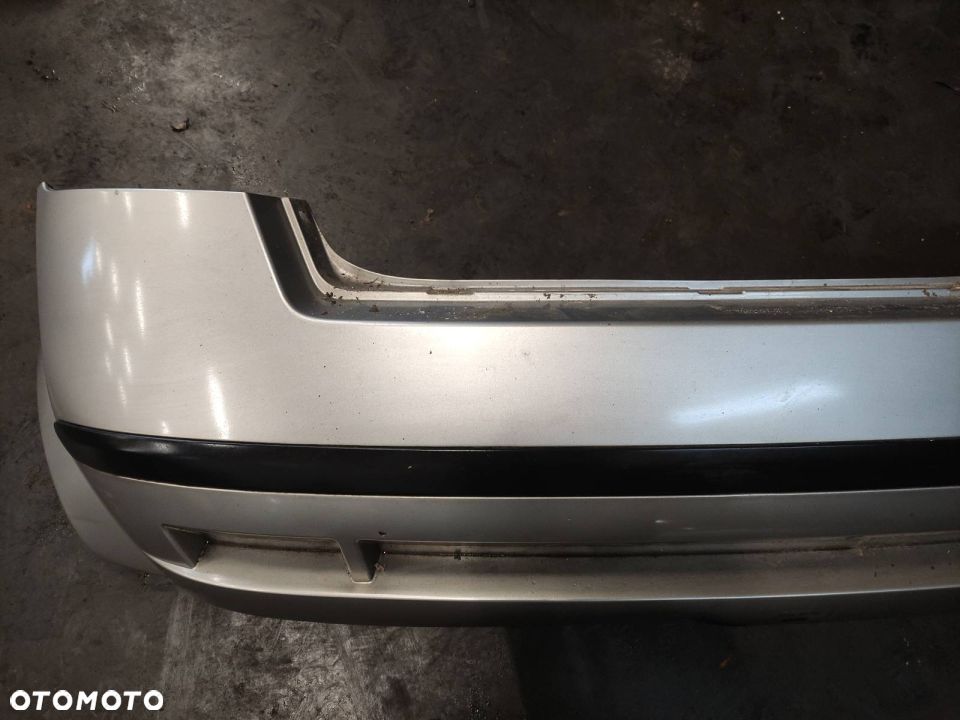 KOMPLETNY TYŁ KLAPA ZDERZAK LAMPY STILO I 3D 647 - 5