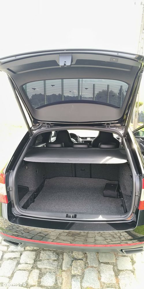 Skoda Octavia 2.0 TDI RS DSG - 20