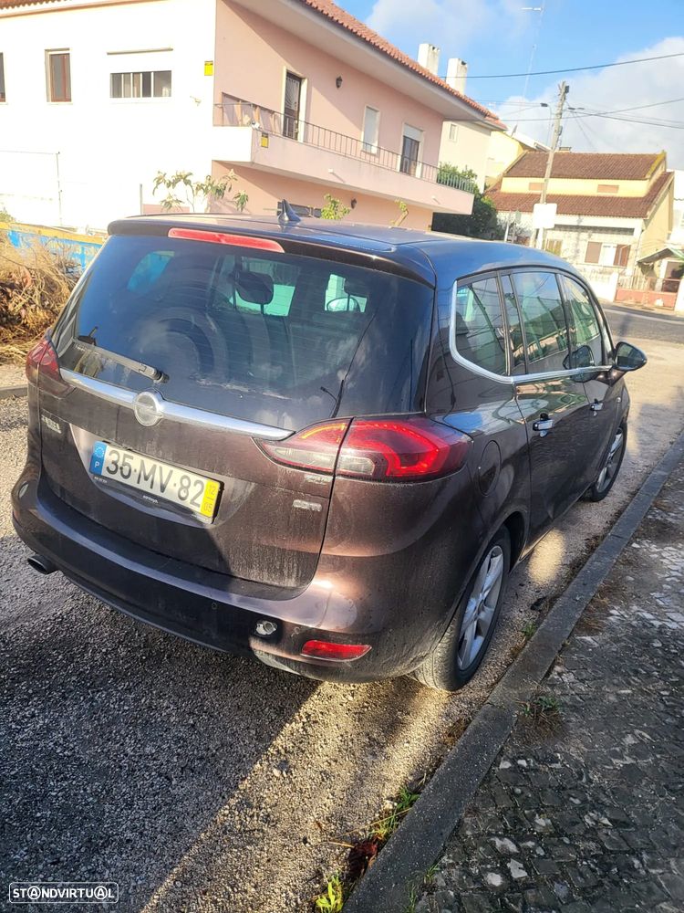 Opel Zafira - 1