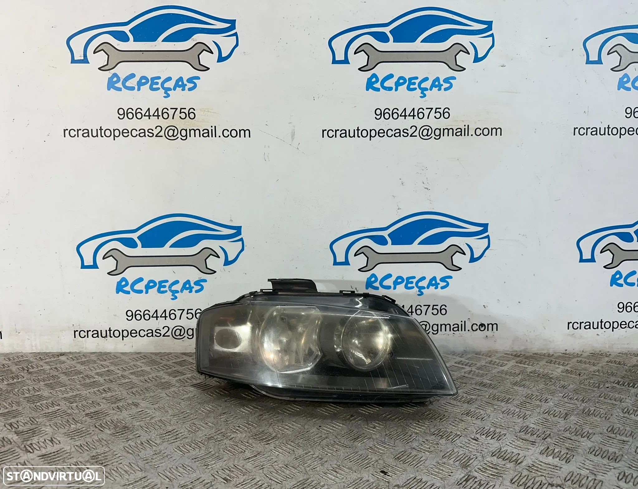 .Conjunto Oticas Farois Frontais Frente Original Audi A3 8P Halogéneo 2003 - 2010 8P0941003L 8P0941004L - 8