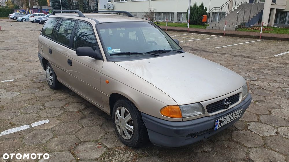 Opel Astra 1.4 16v GL - 2