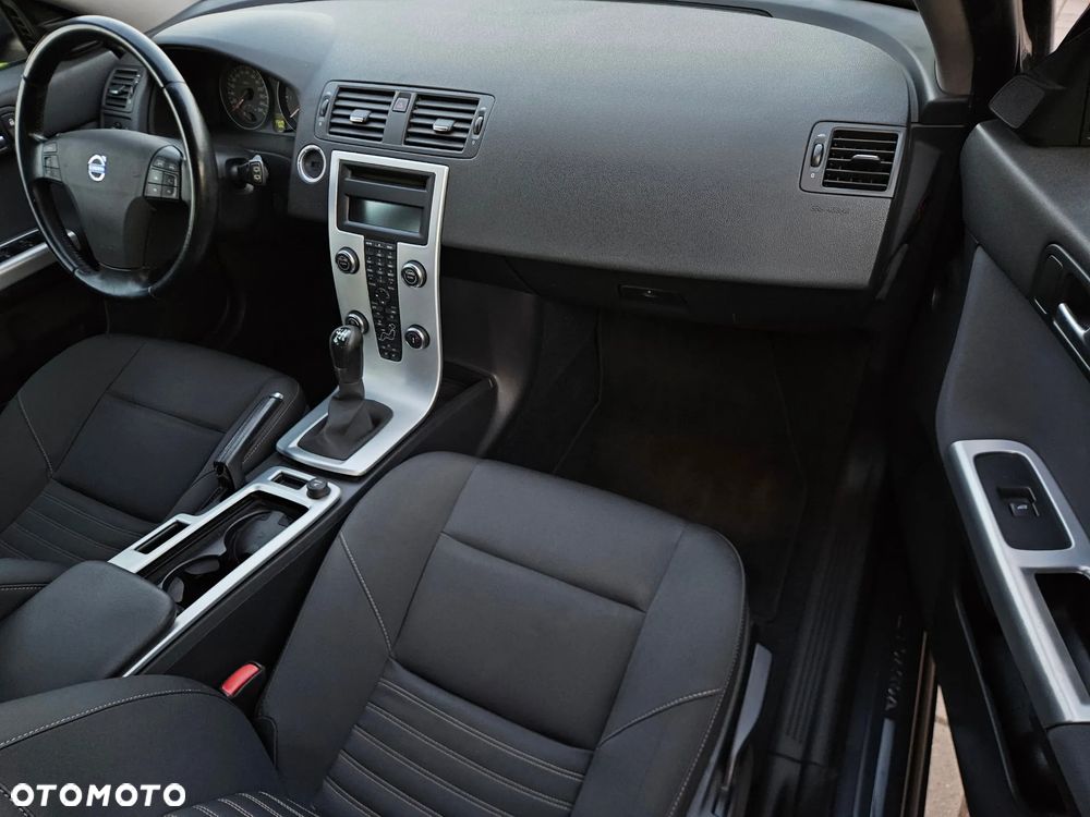 Volvo V50 DPF D2 Summum - 26