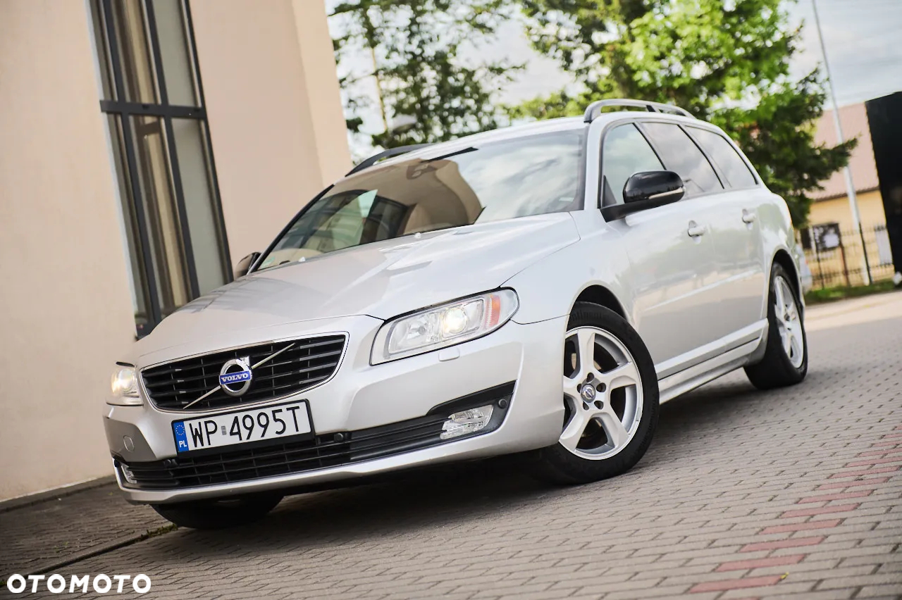 Volvo V70 D4 Black Edition - 10
