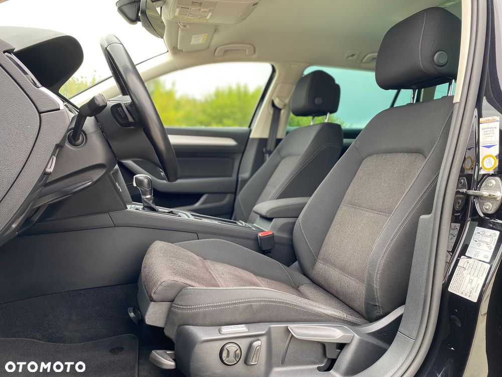 Volkswagen Passat Variant 2.0 TDI DSG (BlueMotion Technology) Highline - 17