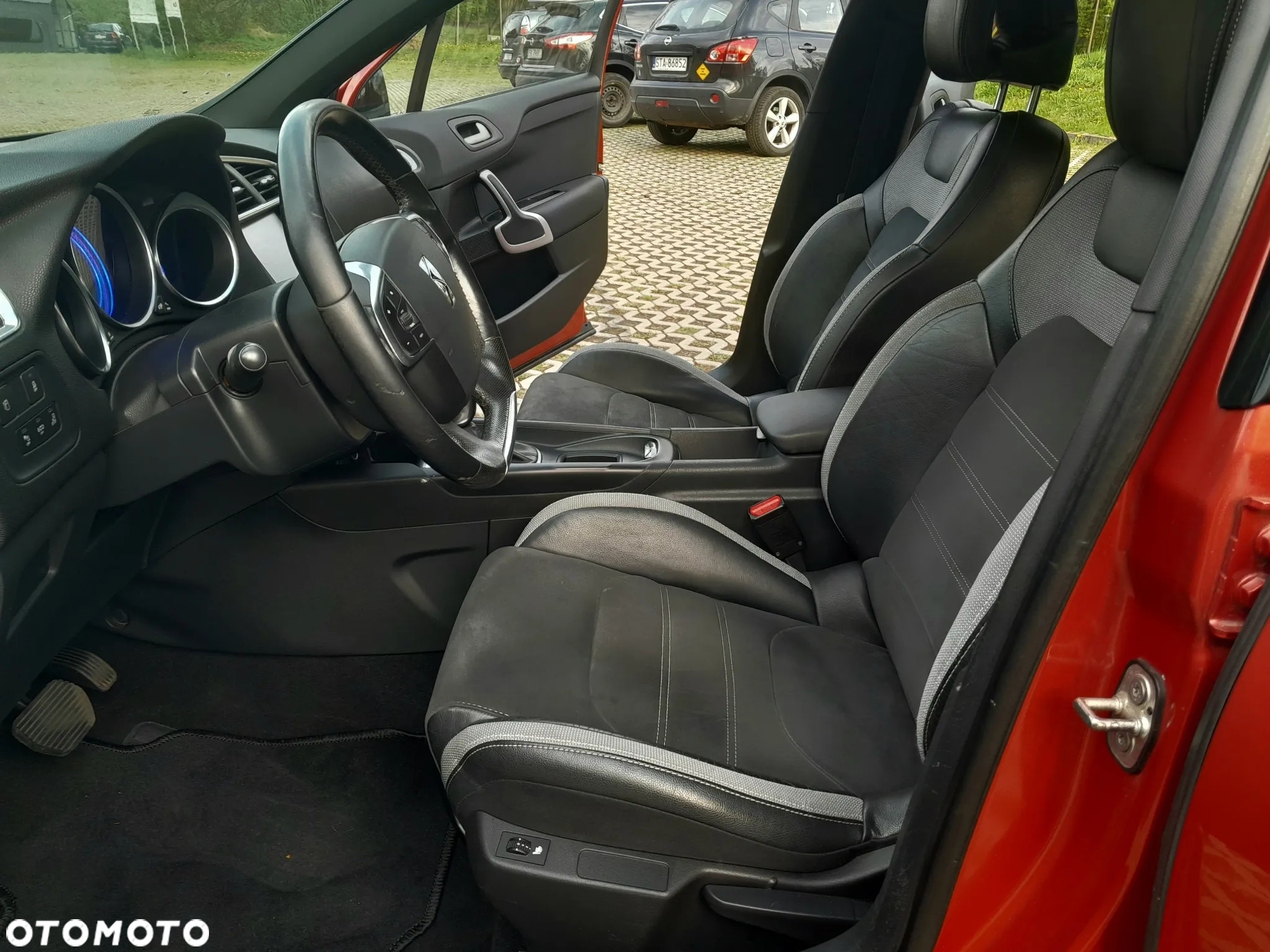Citroën DS4 1.6 e-HDi SoChic MCP - 13
