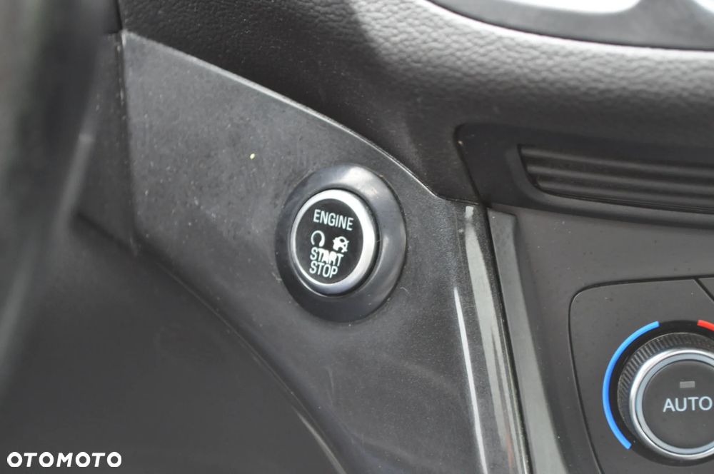 Ford Kuga 2.0 TDCi 4x4 Individual - 28