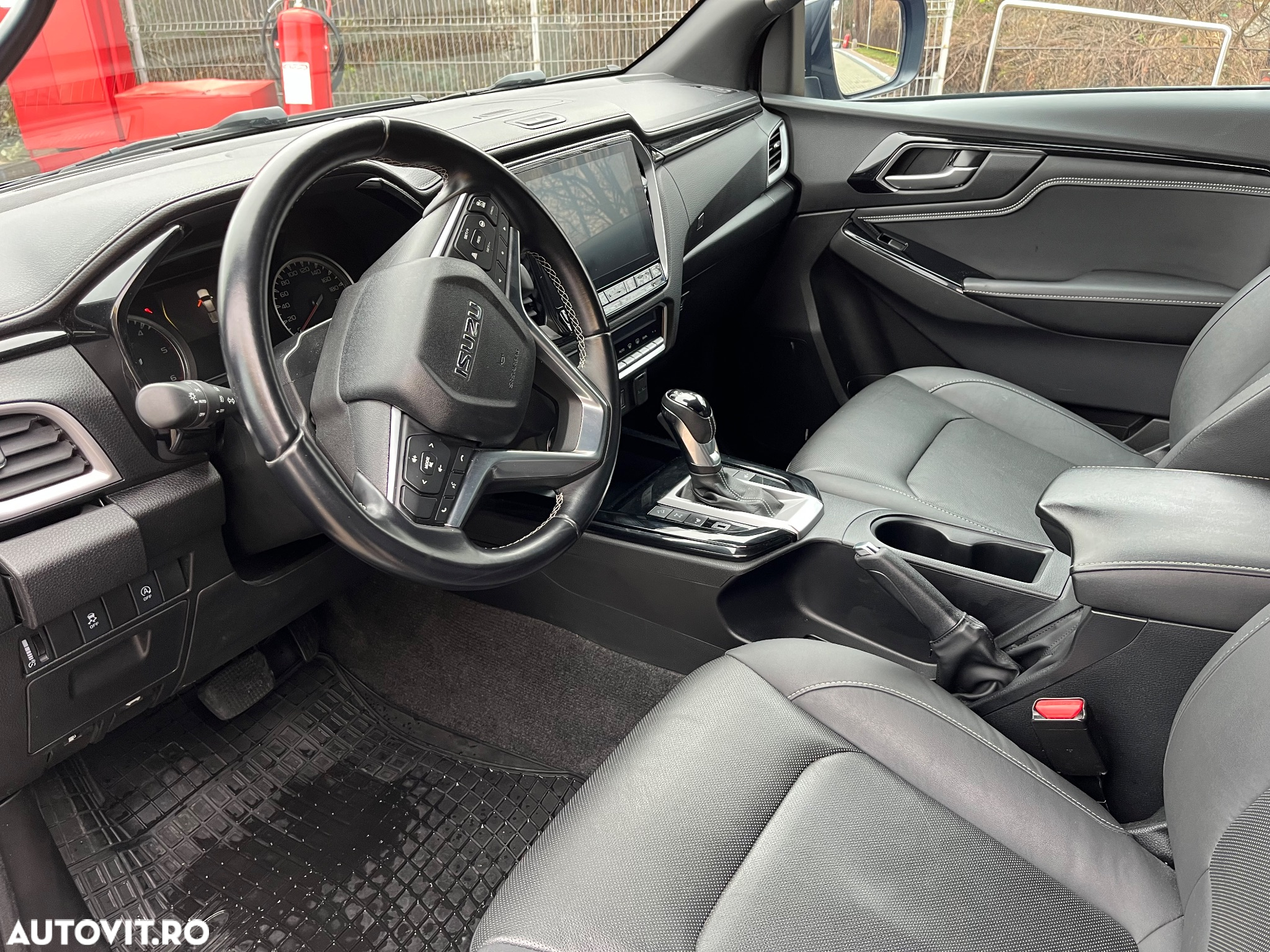 Isuzu D-Max 1.9 DSL 4x4 Double Cab AT Executive - 6