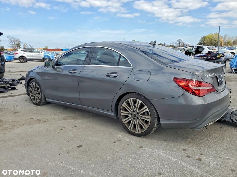 Mercedes-Benz CLA 250 4-Matic Sport - 3