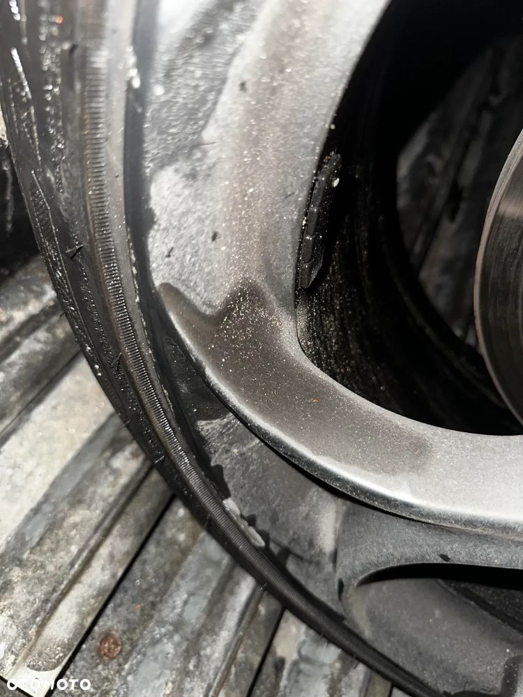 Alfa Romeo Giulia 2.0 Turbo 16V AT8-Q4 Ti - 23