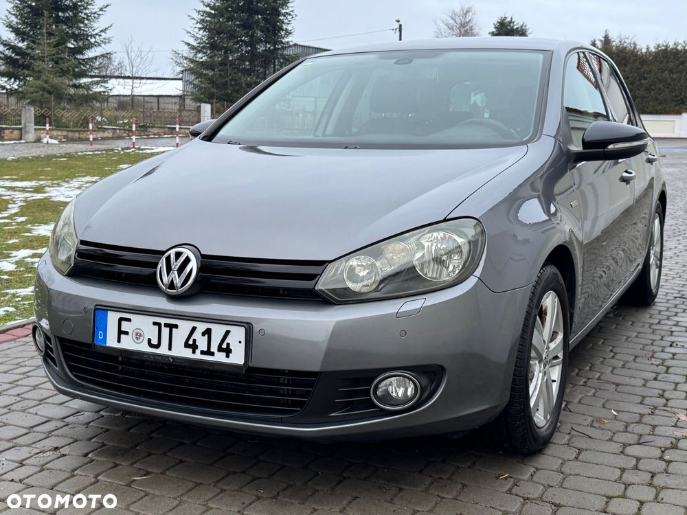 Volkswagen Golf - 23