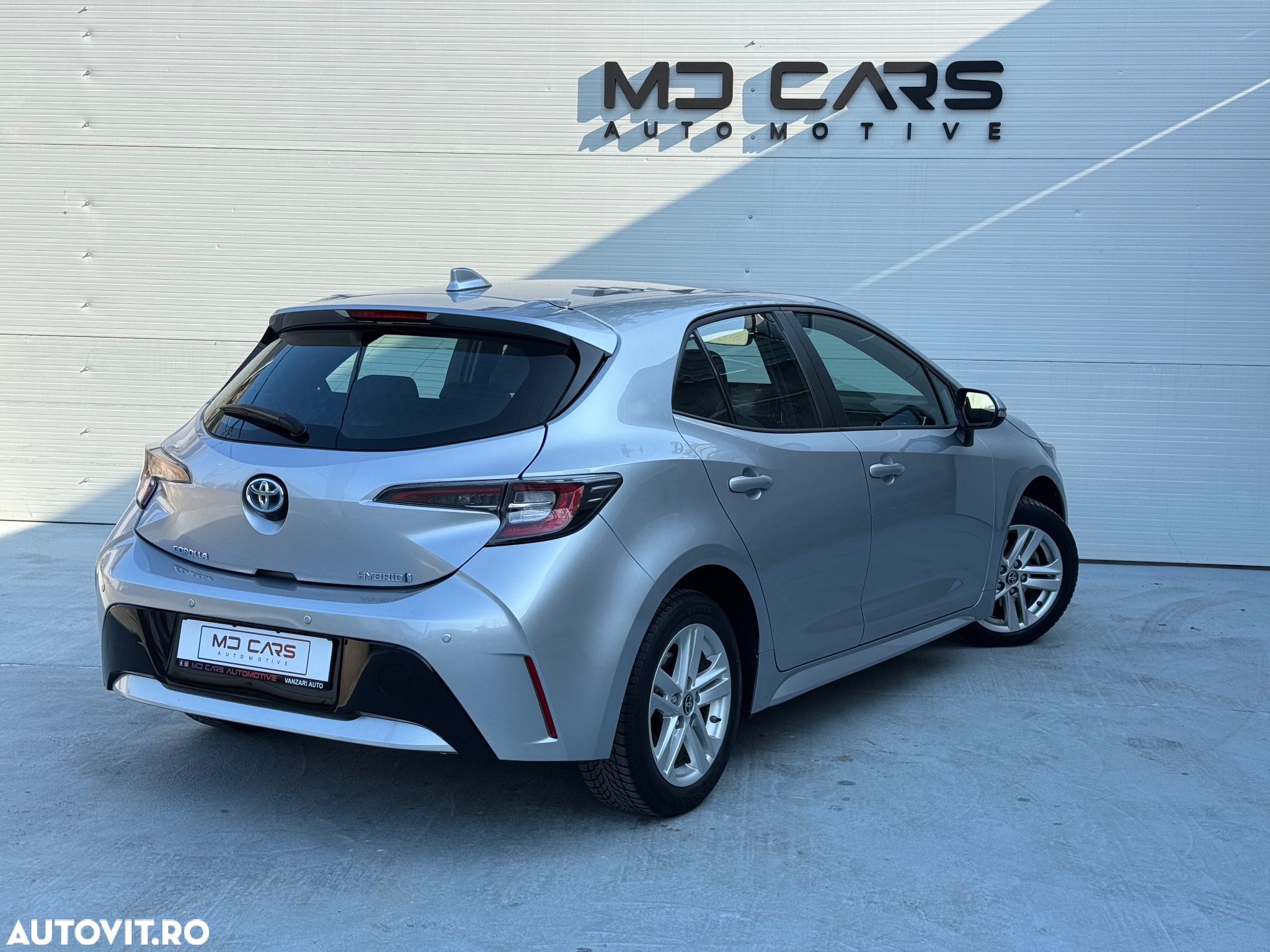 Toyota Corolla 1.8 HSD Dynamic - 3