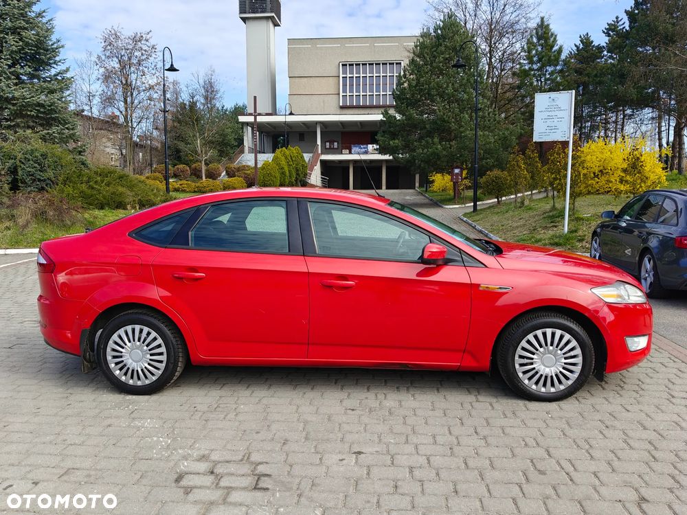 Ford Mondeo 2.0 Ghia X - 2