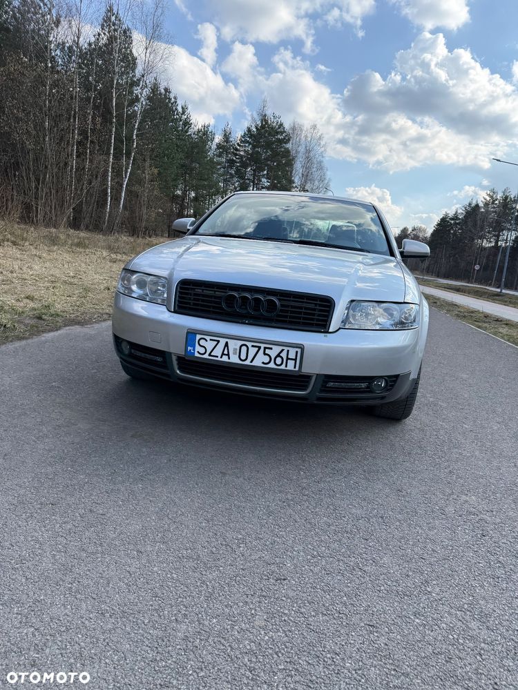 Audi A4 Limousine - 5