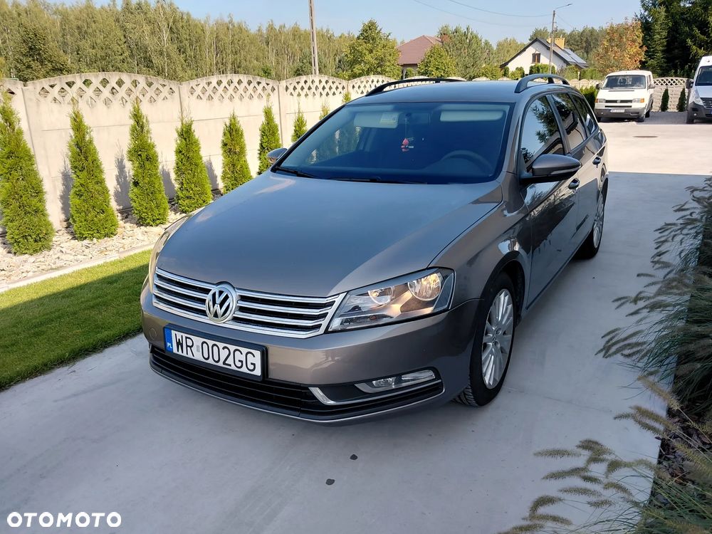 Volkswagen Passat 2.0 TDI DPF BlueMotion Technology Comfortline - 1
