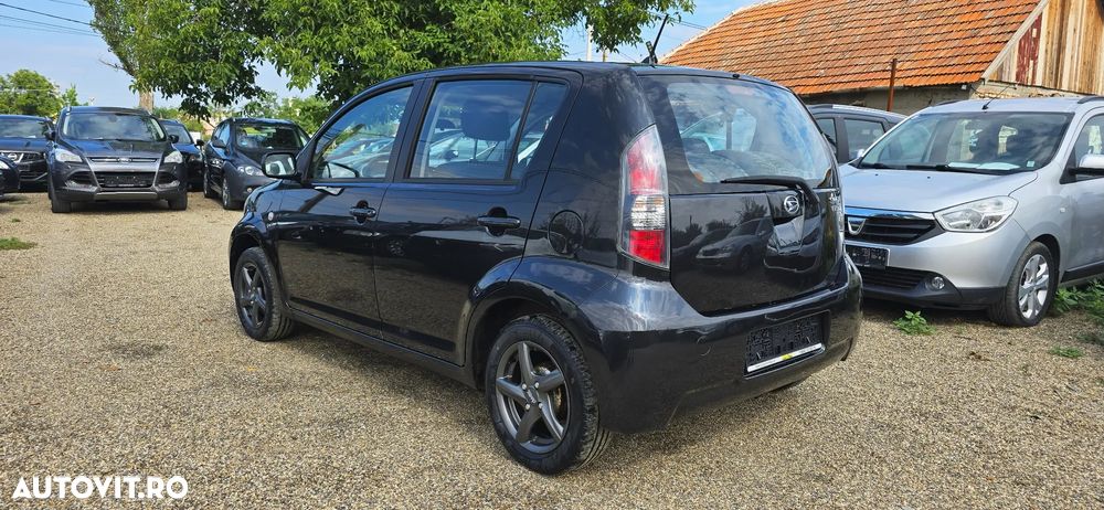 Daihatsu Sirion 1.3 ECO 4WD CooLine - 3