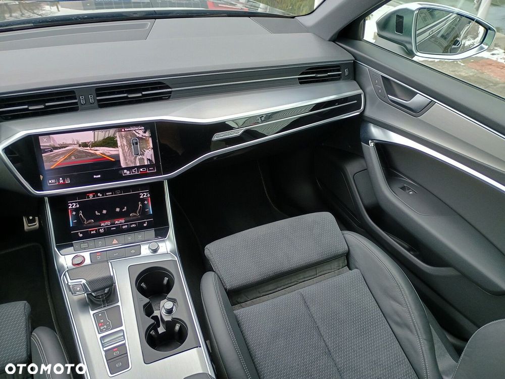Audi S6 Avant - 16