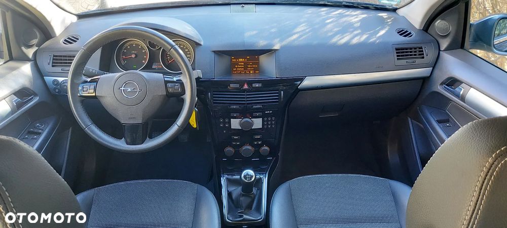 Opel Astra 1.8 Edition Plus - 36