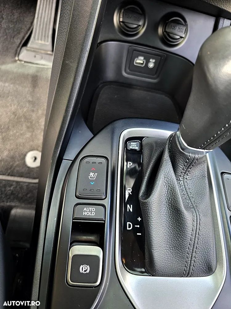 Hyundai Santa Fe - 38