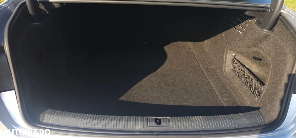 Audi A4 Limuzina 2.0 TDI Multitronic - 6