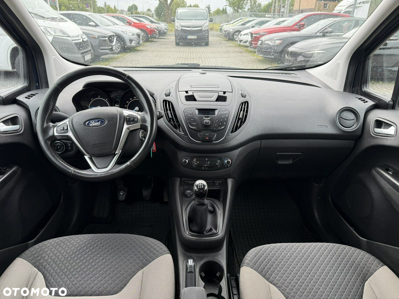 Ford Tourneo Courier - 5