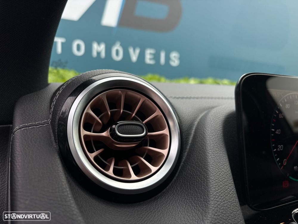 Mercedes-Benz EQA 250+ - 17