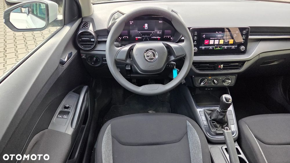 Skoda Fabia 1.0 Essence - 15