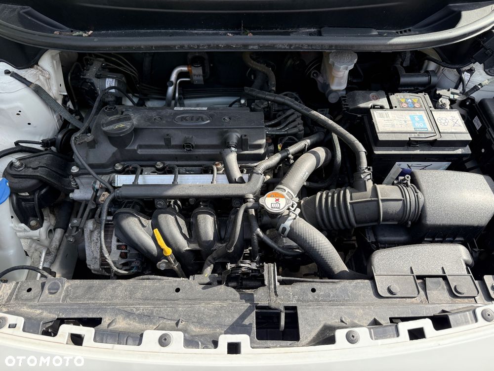 Kia Rio 1.2 Business Line - 26