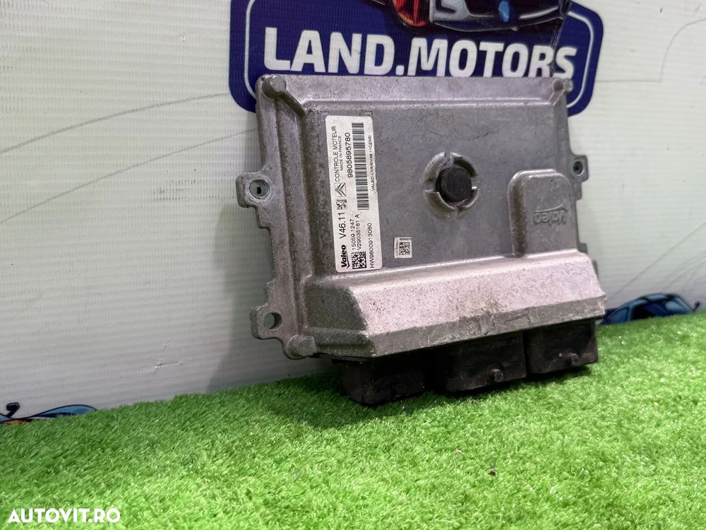 CALCULATOR MOTOR ECU PEUGEOT 208 2015 1.0 BENZINA / BERLINA 3 USI COD OEM 9805895780 2012-2019 - 2