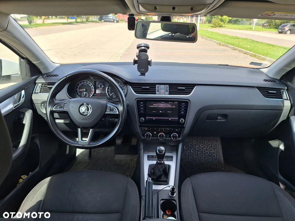 Skoda Octavia 2.0 TDI Ambition - 10