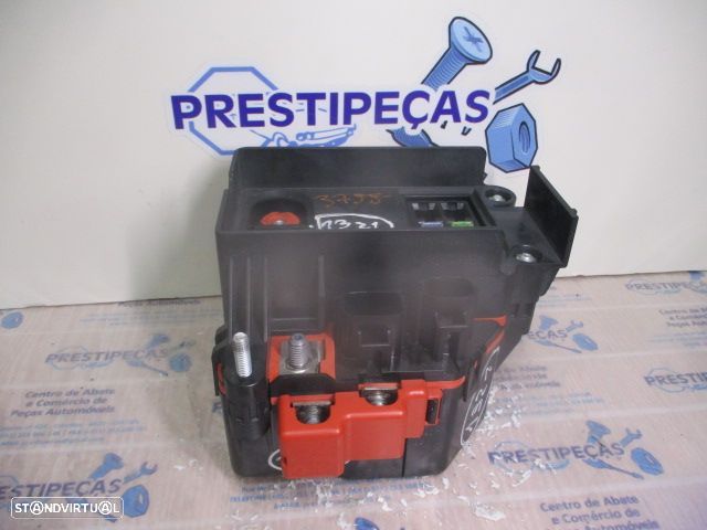 Caixa Fusiveis CX2314K131BC JAGUAR XF 2013 2.2D AUT 200CV 4P CINZA - 1