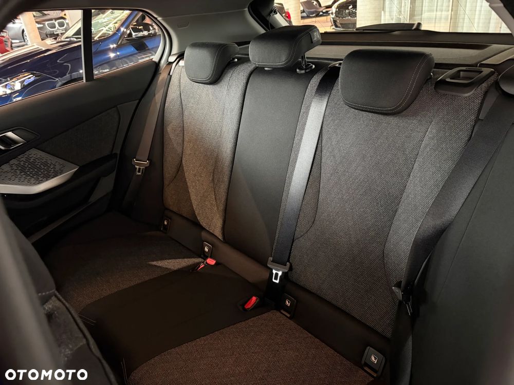 BMW Seria 1 - 21