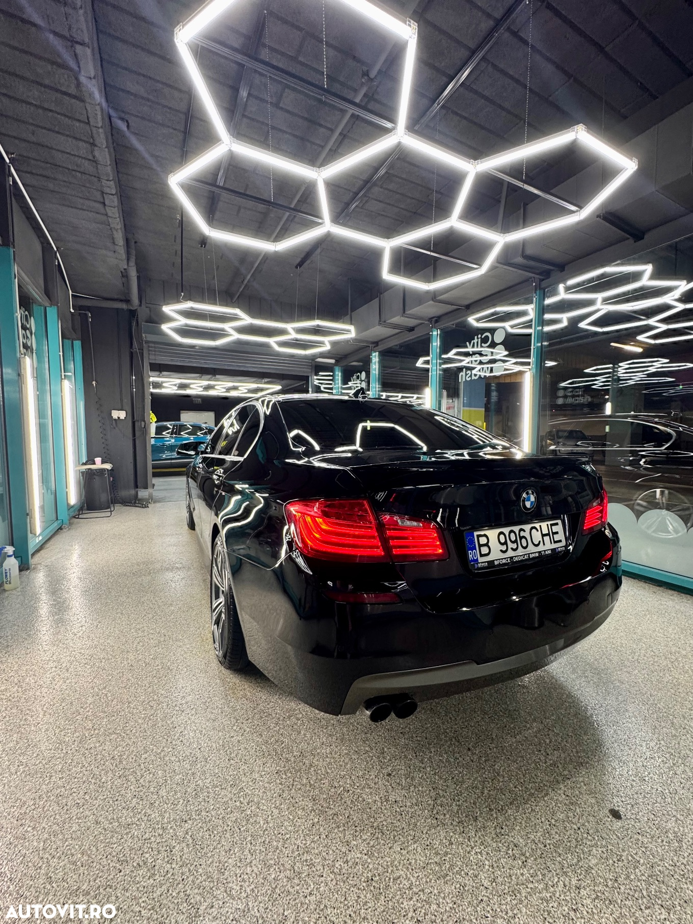 BMW Seria 5 520d AT - 6