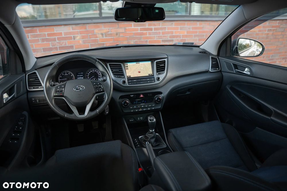 Hyundai Tucson 1.6 GDI BlueDrive Comfort 2WD - 25