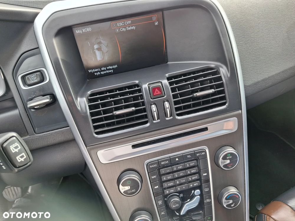 Volvo XC 60 D3 Edition Pro - 36