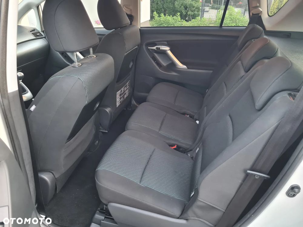 Toyota Verso 1.8 Premium EU5 - 11