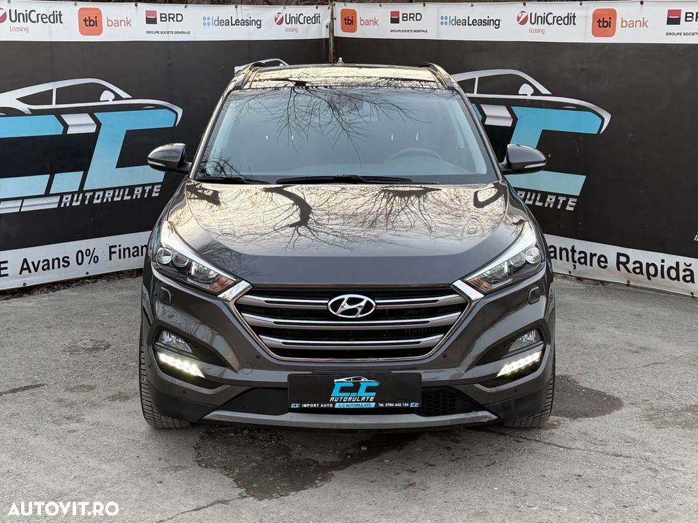 Hyundai Tucson 2.0 CRDI 4WD 6AT Style - 32