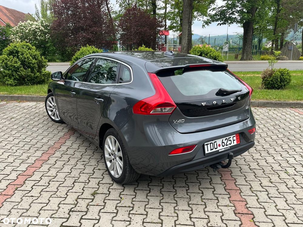 Volvo V40 D2 You - 2