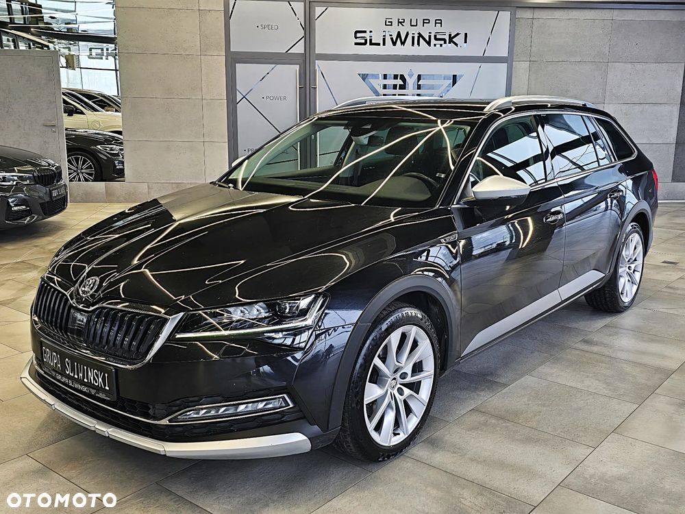 Skoda Superb 2.0 TDI 4x4 DSG Scout - 2