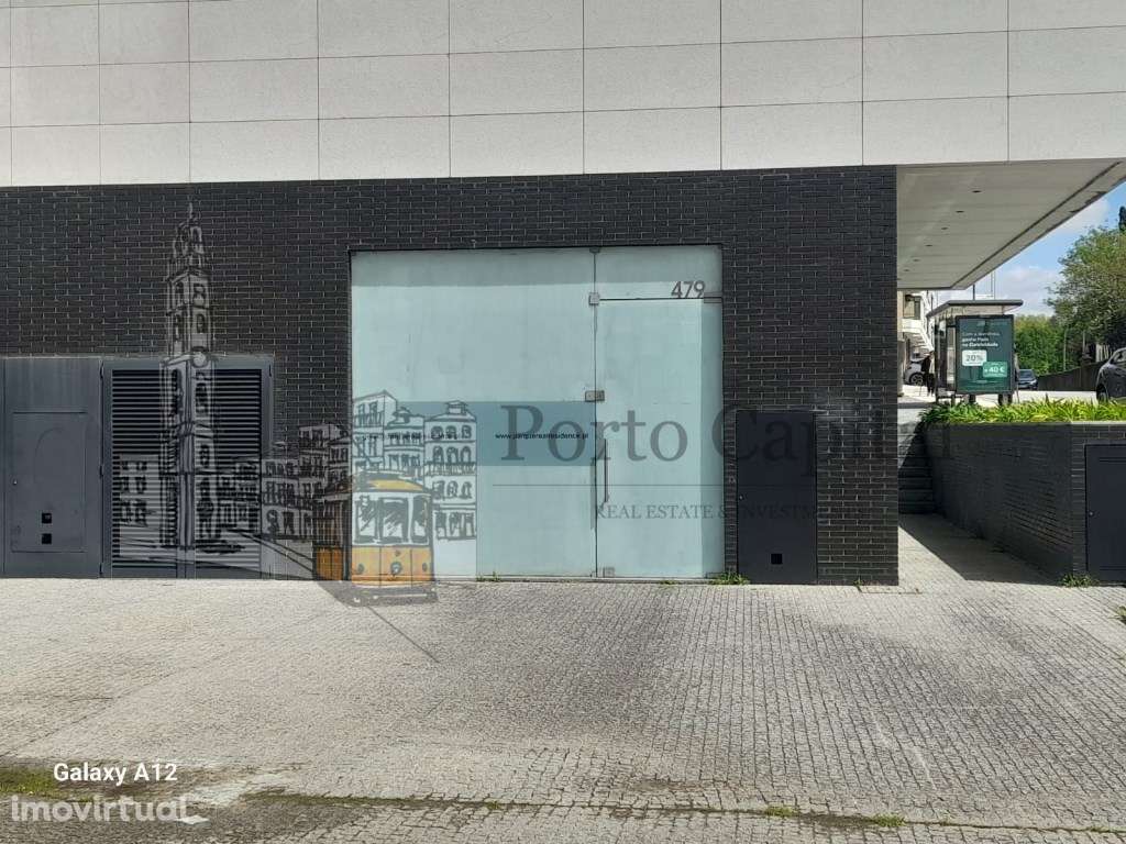 Excelente loja com 245m2 para arendamento em Matosinhos junto ao Ho... - Grande imagem: 4/20
