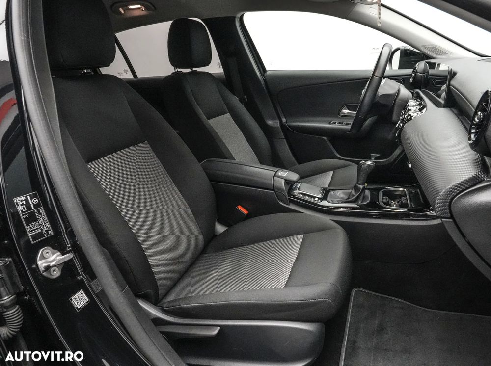 Mercedes-Benz A 160 Advanced Progressive - 14