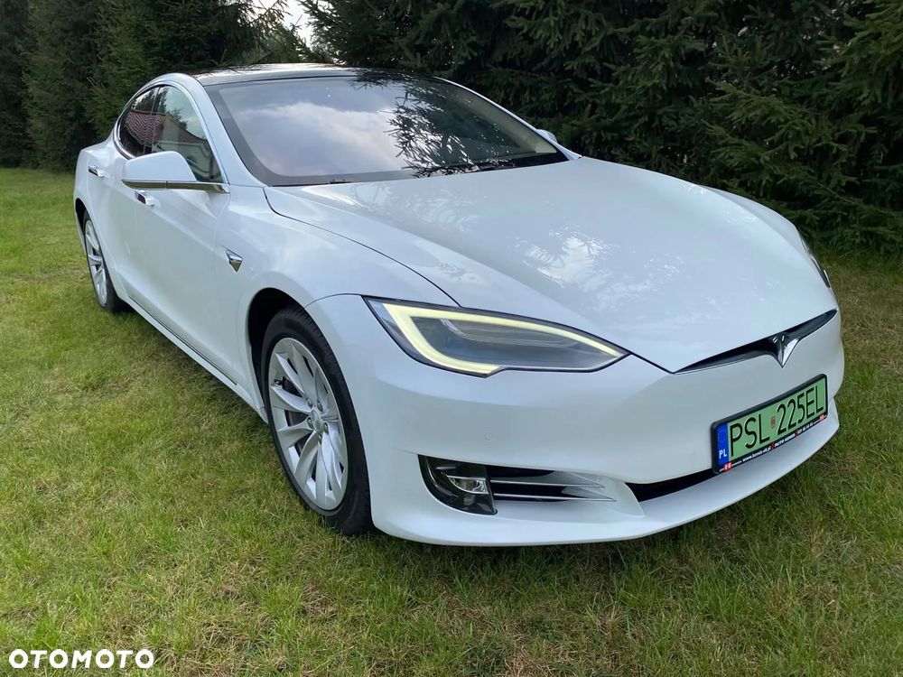 Tesla Model S 2018 photo 2