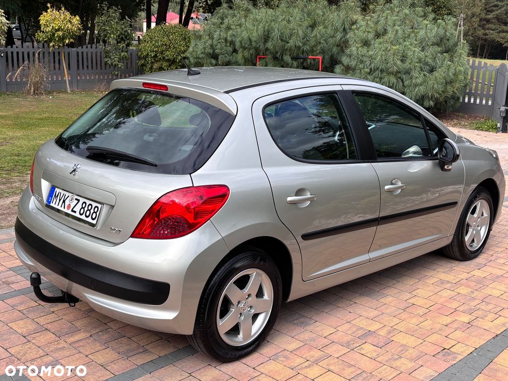 Peugeot 207 75 Urban Move - 16