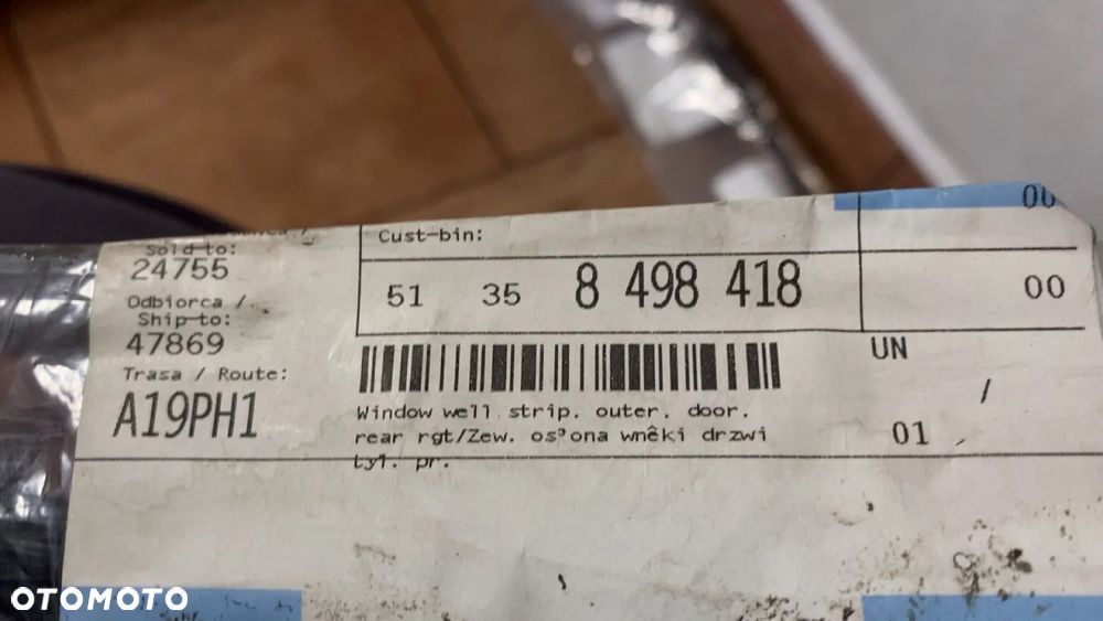 BMW F45 LISTWA ZGARNIAJĄCA PRAWY TYŁ 8498418 NOWA - 4