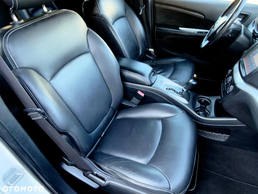 Fiat Freemont 2.0 Multijet 16V DPF Automatik Allrad Lounge - 22