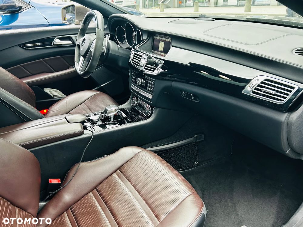 Mercedes-Benz CLS 63 AMG AMG SPEEDSHIFT MCT - 29