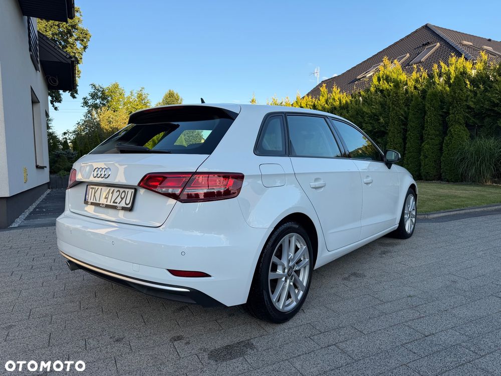 Audi A3 Sportback 1.6 TDI S tronic design - 7