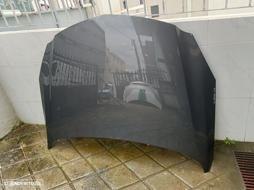 Capot Opel Insignia 2009 - 1
