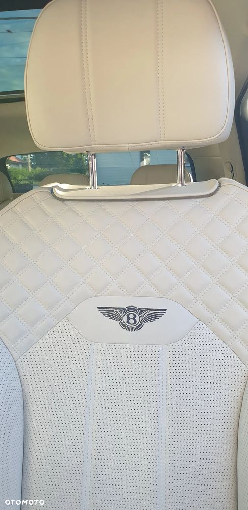 Bentley Bentayga - 23