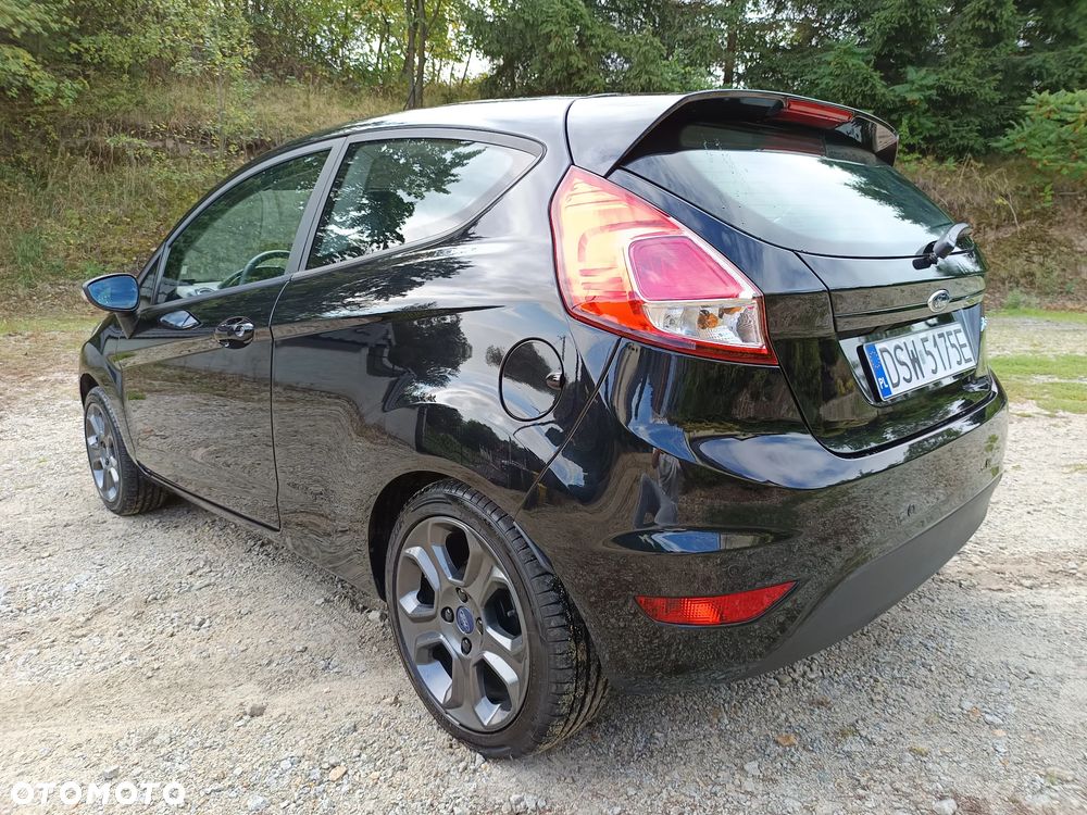 Ford Fiesta - 12